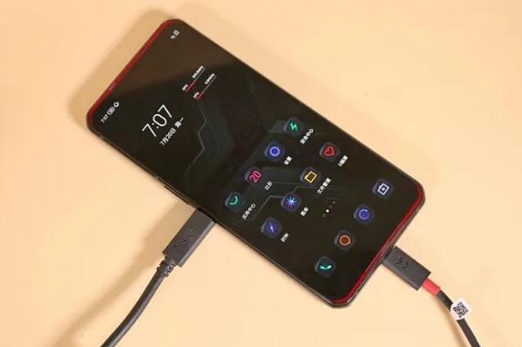 拯救者電競手機2 Pro將于4月8日正式發布