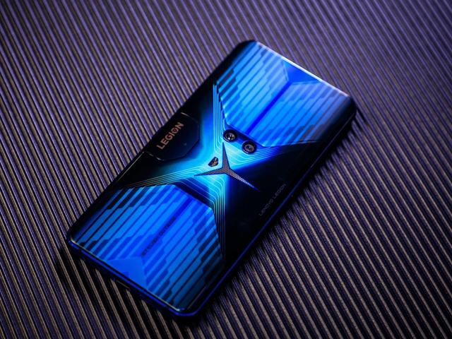 聯(lián)想拯救者電競手機(jī)Pro深度評測 硬核性能強(qiáng)者來襲