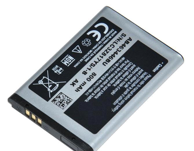 手機電池沒充完就拔會影響電池壽命嗎