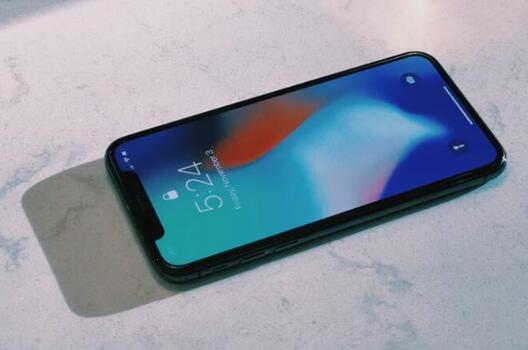 OLED屏幕貴在哪里？又有哪些優(yōu)勢(shì)呢？