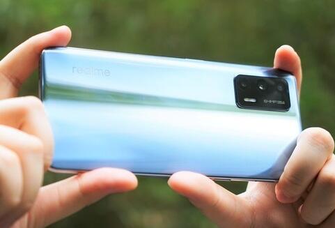 五一假期好幫手 realme真我GT驍龍888性能強勁