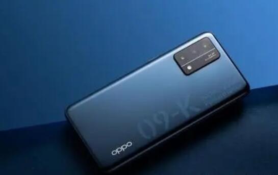 OPPO官方宣布與“國(guó)漫之光”《伍六七》達(dá)成合作推出IP聯(lián)名禮盒