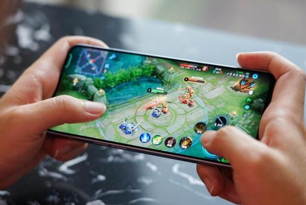 OPPO Reno6全渠道正式開售，AI煥彩妝容實現(xiàn)上鏡自由