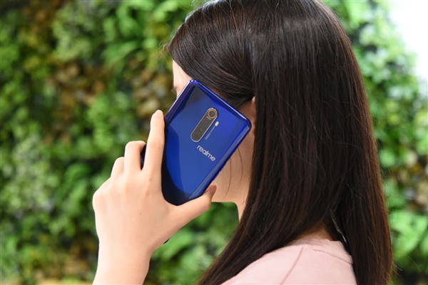 最大黑馬：realme成為全球最快1億臺銷量手機品牌 又拿兩個第一